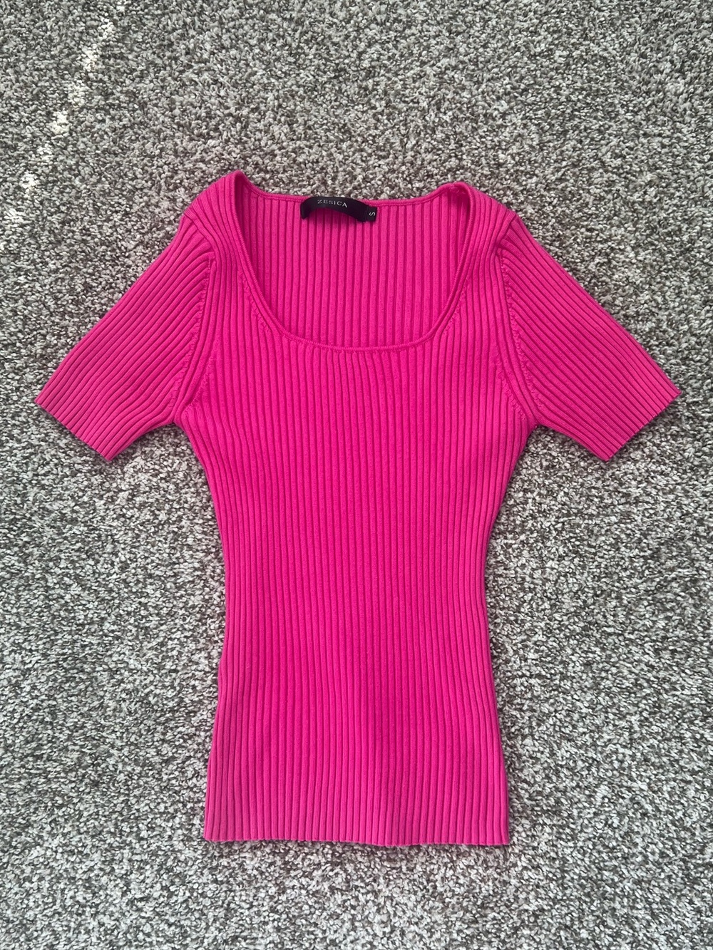 Zesica Scoop Neck Ribbed Short Sleeve Top - Hot Pink